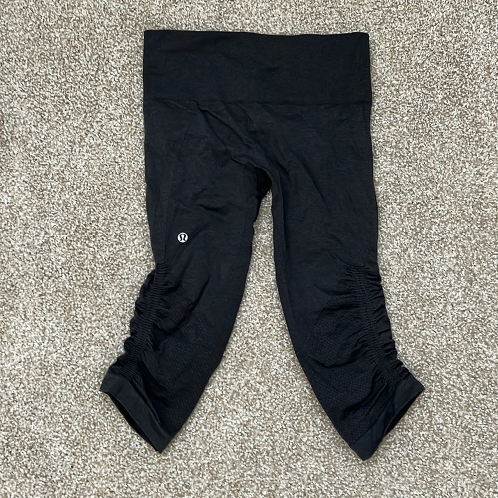 Lululemon In The Flow Low-rise Cropped Leggings Dark Grey size 4